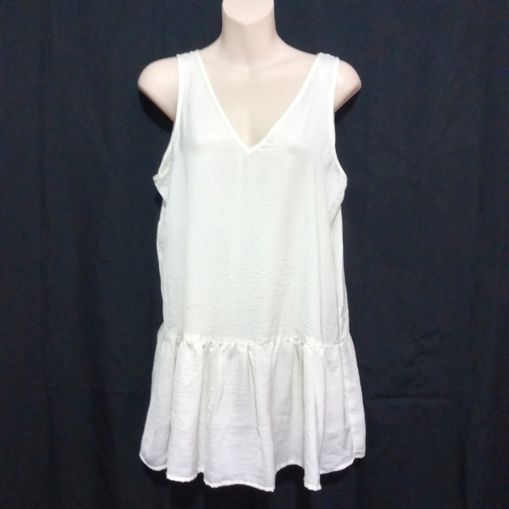 🔵BOGO FREE🔵 Who What Wear Creme Neutral Long Sleeveless Top Sz S